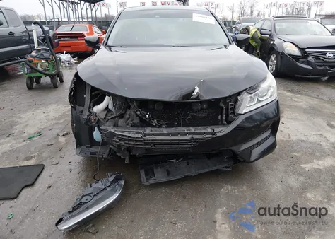 2016 Honda Accord Lx z USA, uszkodzony, nr VIN 1HGCR2F45GA087747